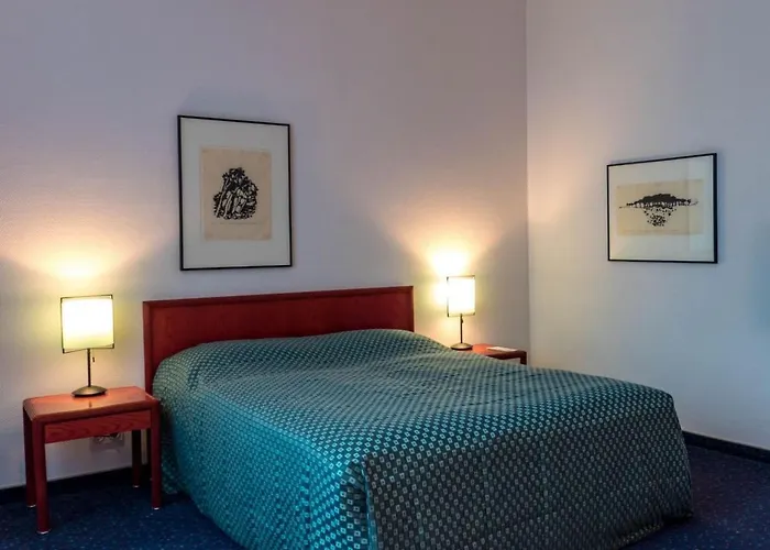 Hecker's Kurfuerstendamm Berlin