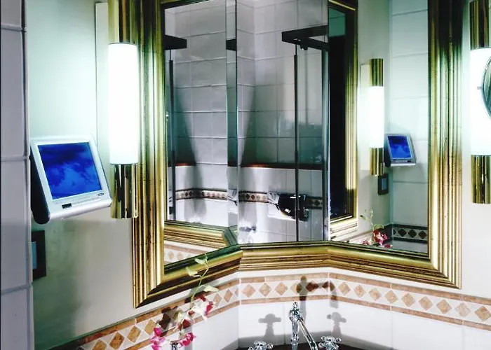 Hecker's Kurfuerstendamm Hotel 4*