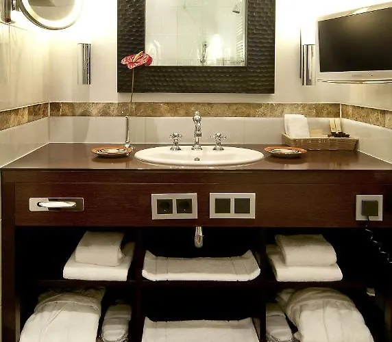 Hotel Hecker's Kurfuerstendamm 4*